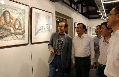 文明中華萬馬奔騰耀衢州澳籍華人、著名畫家姚迪雄畫展開幕