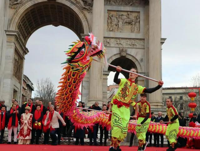 米蘭華埠2024“喜迎新春 舞龍舞獅”大聯歡隆重舉行